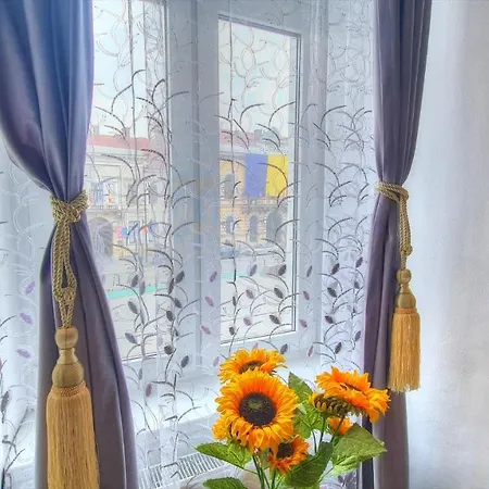 Ferienwohnung Royal Mansion In Unirii Square Cluj-Napoca Exterior foto